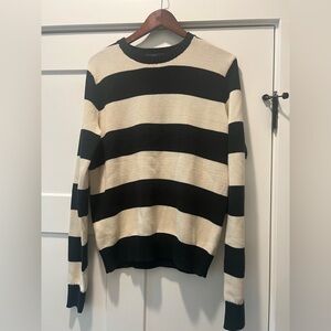 Brandy Melville Navy and Cream Knit Sweater